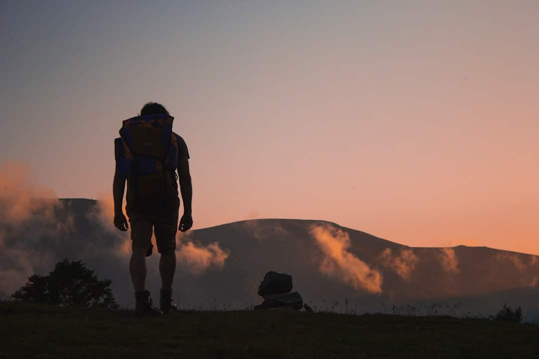 découvrez un monde palpitant d'aventures à travers des paysages époustouflants et des expériences inoubliables. embarquez pour des excursions extraordinaires qui éveilleront votre esprit d'aventure et vous rapprocheront de la nature.