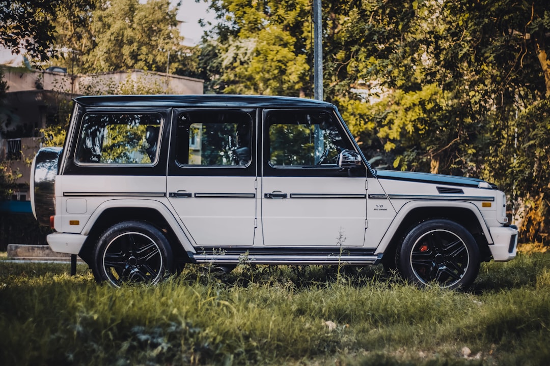 découvrez notre sélection des meilleurs suv : robustes, spacieux et adaptés à toutes vos aventures. explorez des modèles alliant performance, confort et style pour une conduite inégalée. trouvez le suv qui vous correspond dès maintenant !